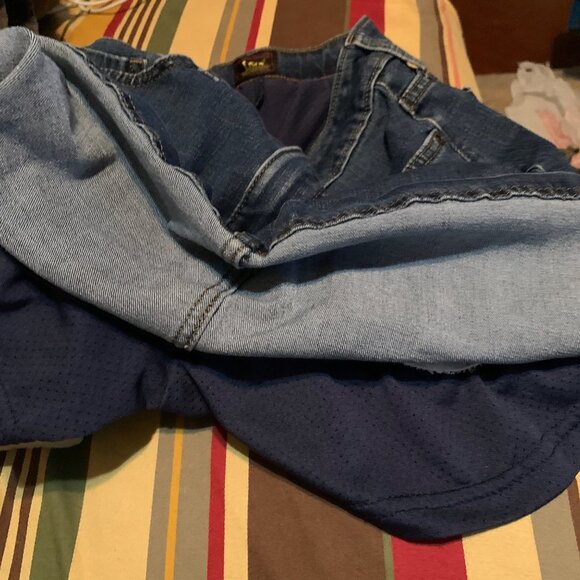 Vintage Lee Denim Blue Jean Skort Women's A-Line Style Back Pockets Size S - Picture 13 of 15